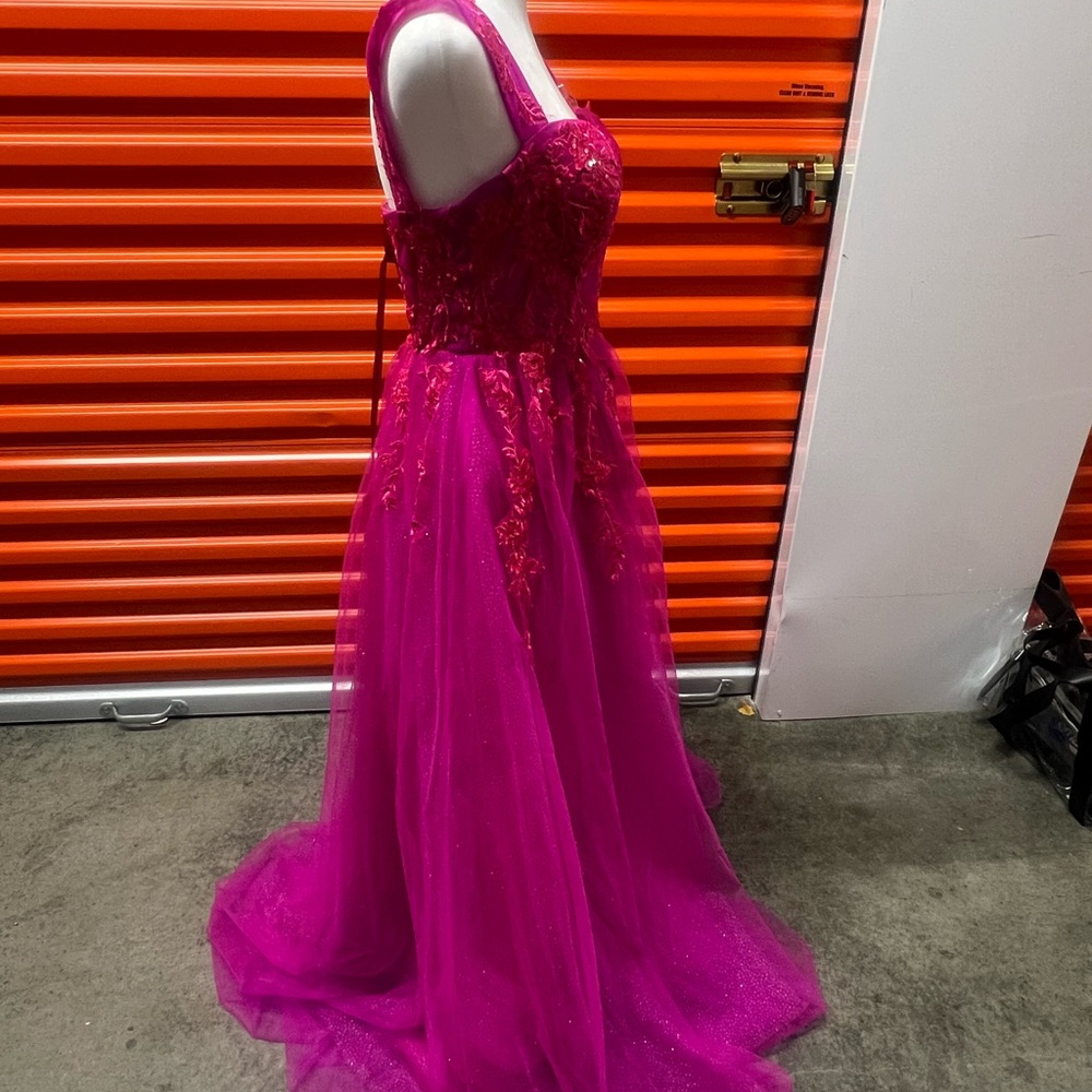 Vibrant Pink Gown with Embroidered Details - Picture 2 of 12